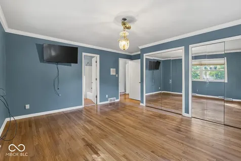 6502 Landborough Drive S Indianapolis IN 46220