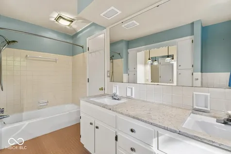 6502 Landborough Drive S Indianapolis IN 46220