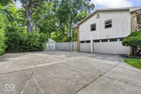 6502 Landborough Drive S Indianapolis IN 46220