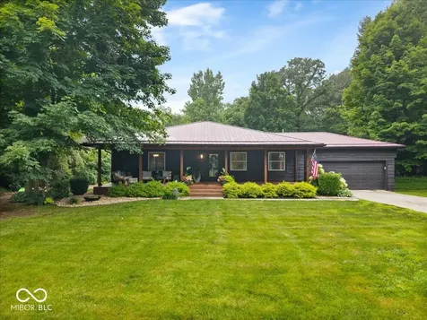 1897 N Summer Drive Crawfordsville IN 47933