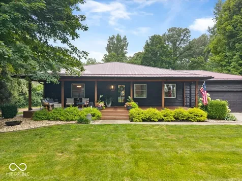 1897 N Summer Drive Crawfordsville IN 47933