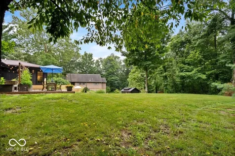 1897 N Summer Drive Crawfordsville IN 47933