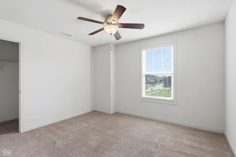 8752 Windpointe Pass Zionsville IN 46077