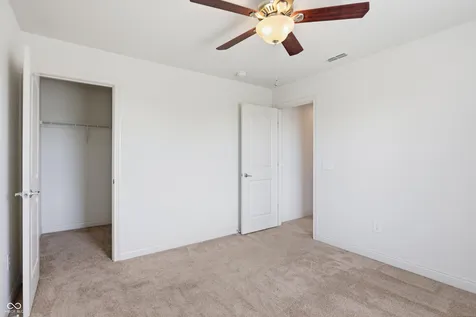 8752 Windpointe Pass Zionsville IN 46077