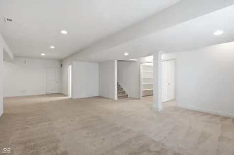 8752 Windpointe Pass Zionsville IN 46077