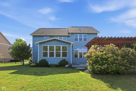 8752 Windpointe Pass Zionsville IN 46077