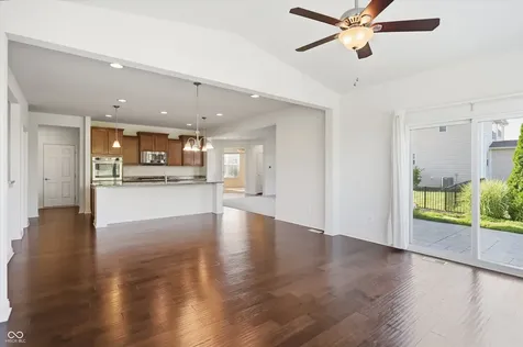 8752 Windpointe Pass Zionsville IN 46077