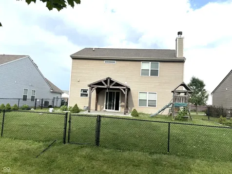2702 Ashton Lane Greenwood IN 46143