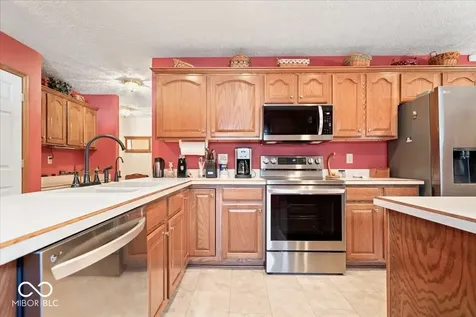 768 Robertson Court Danville IN 46122