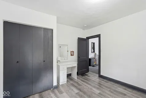 233 S Dearborn Indianapolis IN 46201