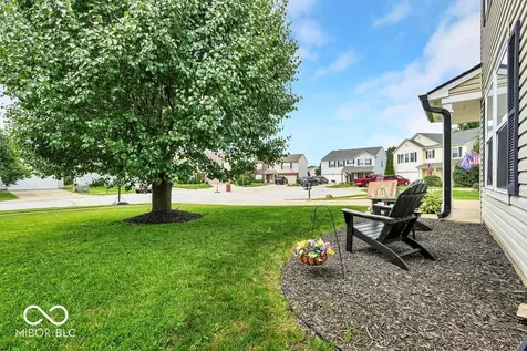 2253 Edgewater Plainfield IN 46168