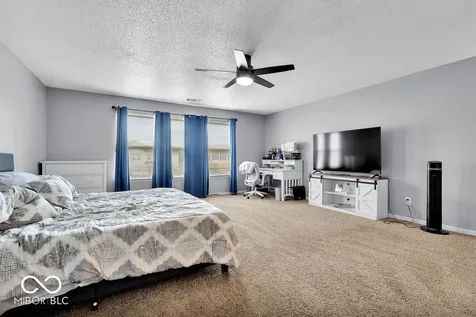 2253 Edgewater Plainfield IN 46168