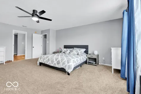 2253 Edgewater Plainfield IN 46168