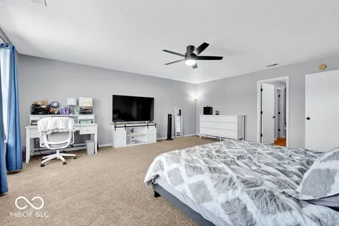 2253 Edgewater Plainfield IN 46168
