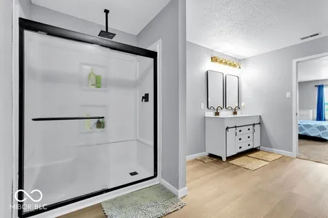 2253 Edgewater Plainfield IN 46168