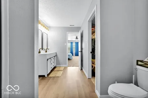 2253 Edgewater Plainfield IN 46168