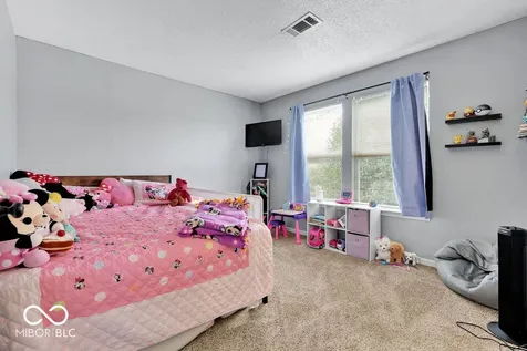 2253 Edgewater Plainfield IN 46168