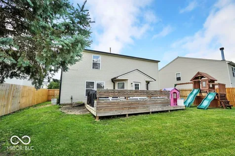 2253 Edgewater Plainfield IN 46168