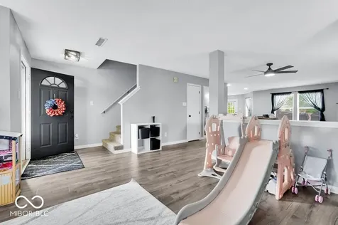 2253 Edgewater Plainfield IN 46168