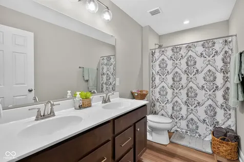 1519 Spring Meadow Court Greenfield IN 46140