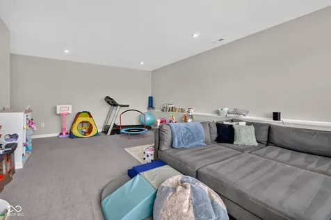 1519 Spring Meadow Court Greenfield IN 46140