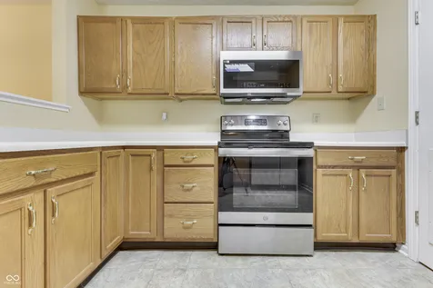 6028 Wildcat Drive Indianapolis IN 46203