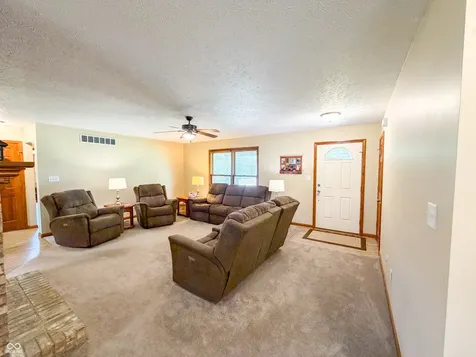 850 S 700 W Lebanon IN 46052