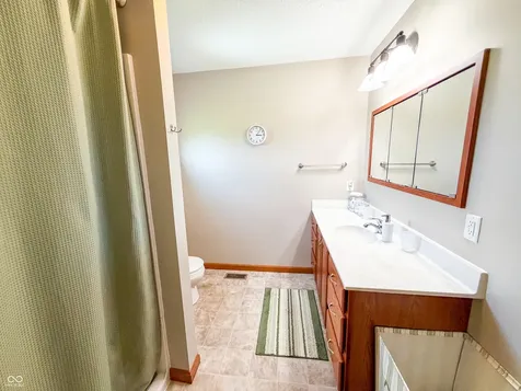 850 S 700 W Lebanon IN 46052