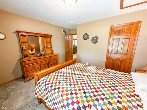 850 S 700 W Lebanon IN 46052