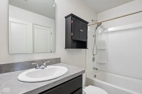12035 Zircon Lane Fishers IN 46038