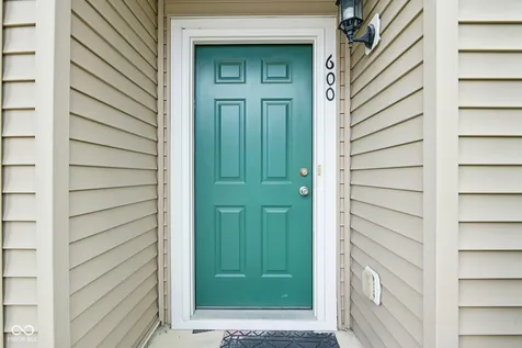 12035 Zircon Lane Fishers IN 46038