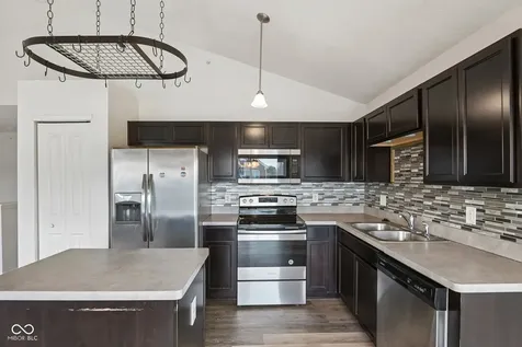 12035 Zircon Lane Fishers IN 46038