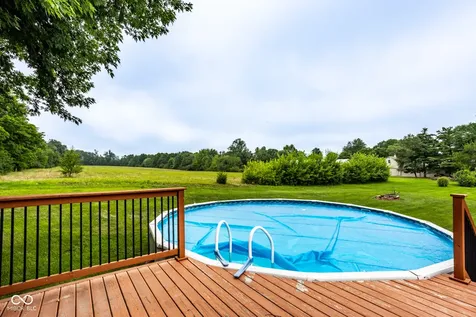 1437 Demaree Road Greenwood IN 46143