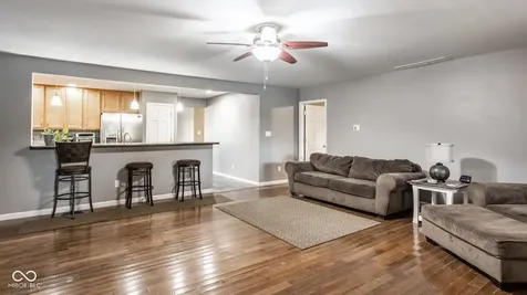 1437 Demaree Road Greenwood IN 46143