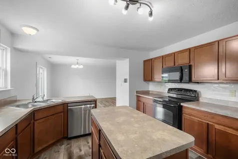 6751 Percy Drive Indianapolis IN 46113