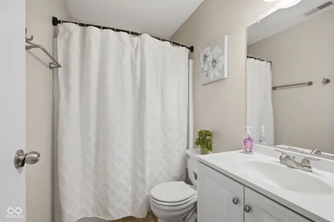 2823 Cahokia Court Indianapolis IN 46217
