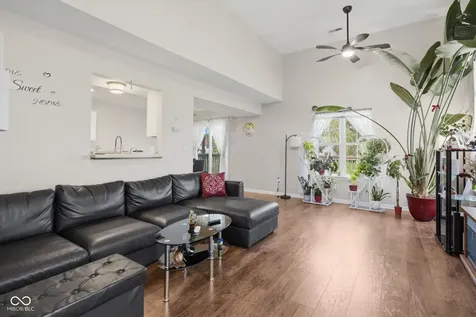 2823 Cahokia Court Indianapolis IN 46217