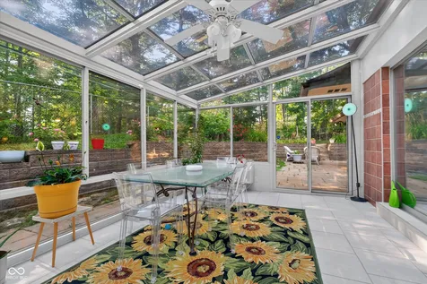 8942 Briarclift Road Indianapolis IN 46256