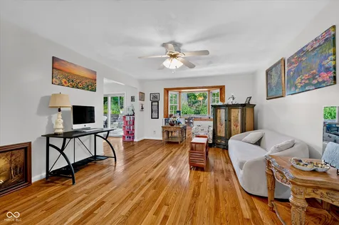 8942 Briarclift Road Indianapolis IN 46256