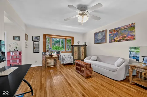 8942 Briarclift Road Indianapolis IN 46256