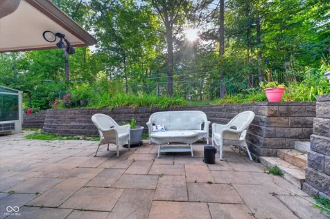8942 Briarclift Road Indianapolis IN 46256