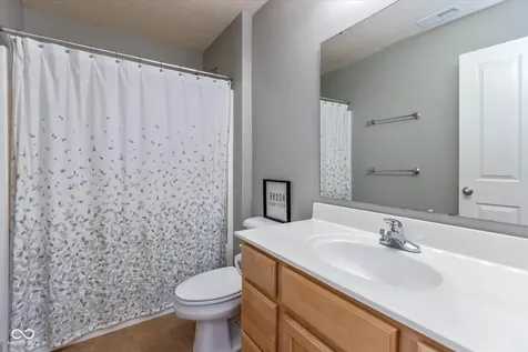 7149 Wilshire Way Avon IN 46123