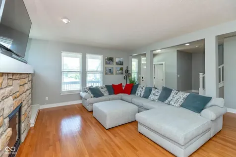 7149 Wilshire Way Avon IN 46123