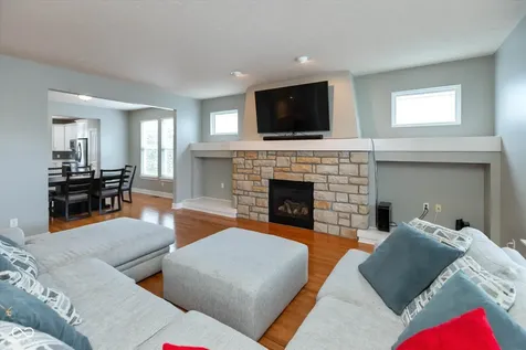 7149 Wilshire Way Avon IN 46123