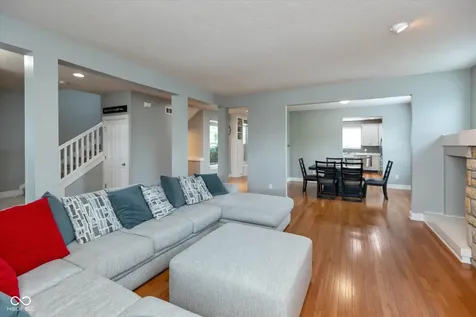 7149 Wilshire Way Avon IN 46123