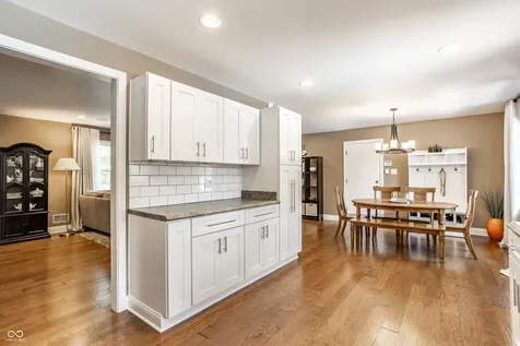 5314 E 74th Place Indianapolis IN 46250