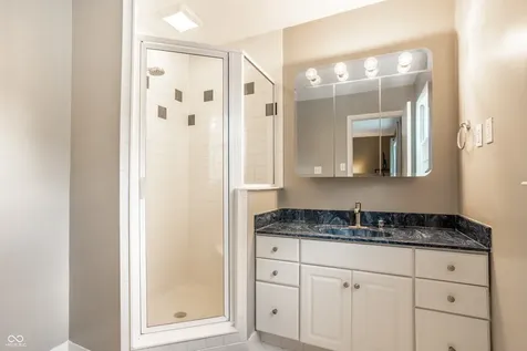 5314 E 74th Place Indianapolis IN 46250