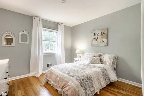5314 E 74th Place Indianapolis IN 46250