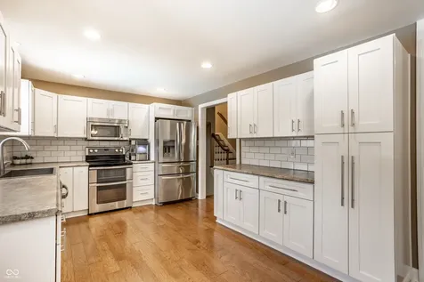 5314 E 74th Place Indianapolis IN 46250