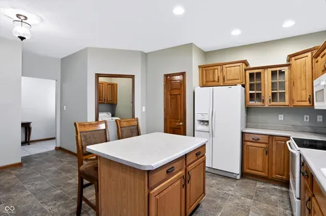 1636 Fairfield Circle Greenfield IN 46140